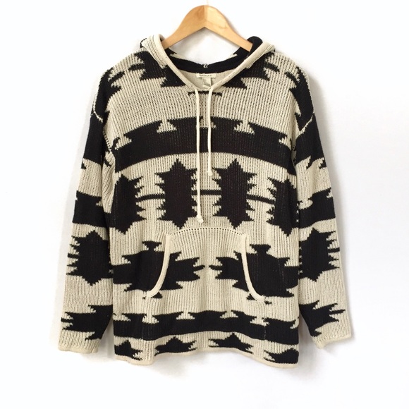 Forever 21 Sweaters - Forever 21 Aztec Sweater